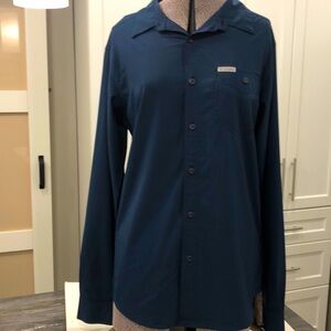 Columbia Women's Navy Blue Button-Up Blouse - Size Small